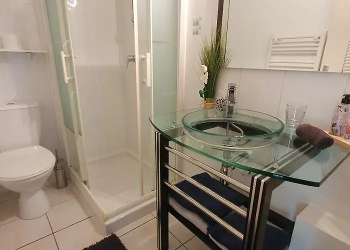 Bed & Breakfast D'hotes Avec Piscine Aux Agapanthes De Cromel - Mont Michel Saint-Quentin-sur-le-Homme